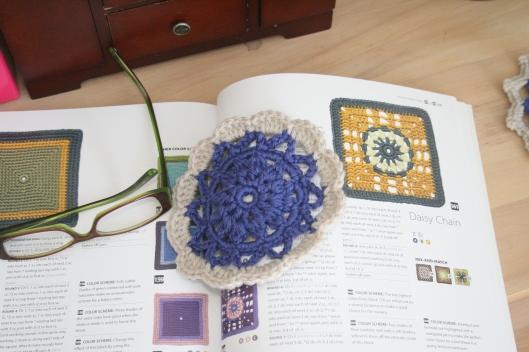 Book Review: 200 Crochet Blocks